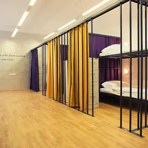  Auberge de jeunesse Tresor